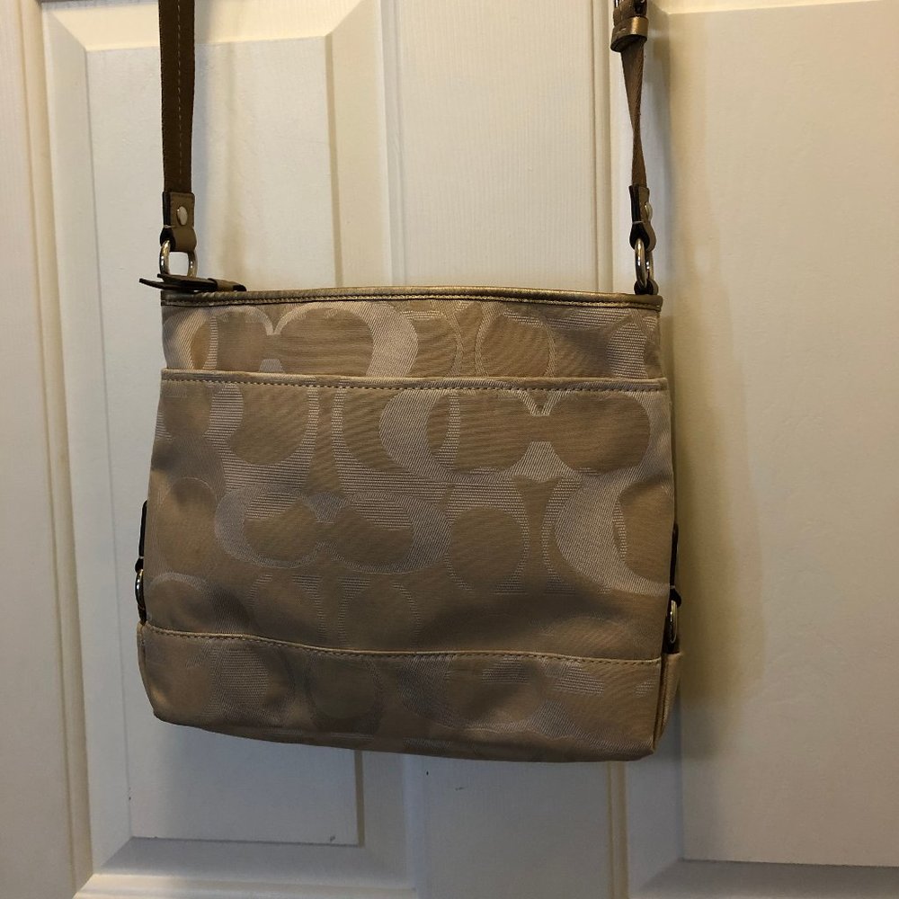 Coach Purse - Picture 3 of 3